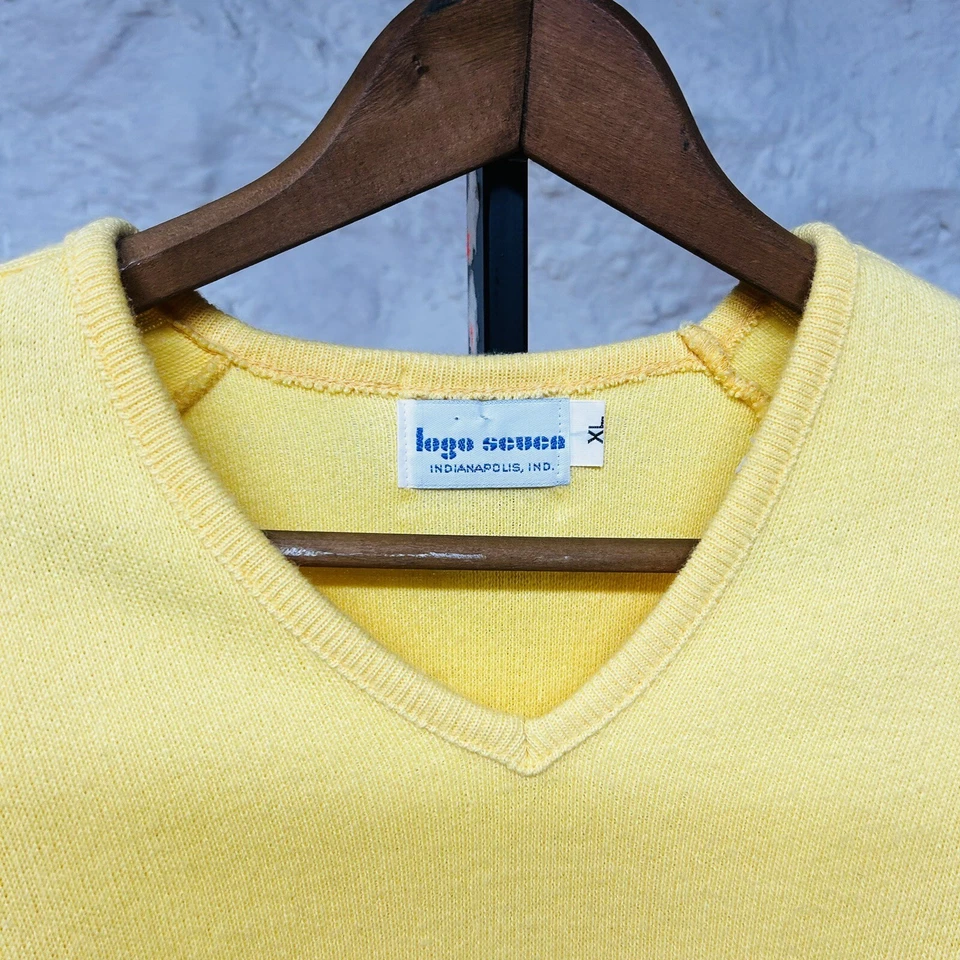 Renault Auto Logo 7 Pullover SWEATER Classic Car Collector Rare Vintage 70s 80s - Image 2 of 4