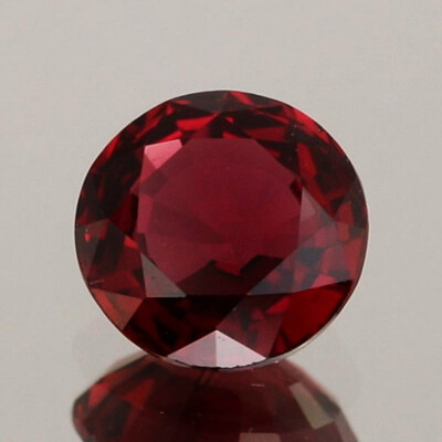 Video_0.97cts_Natural Spinel_VS_Burma_Vivid Pinkish Red Hue_Round Cut_2p1030