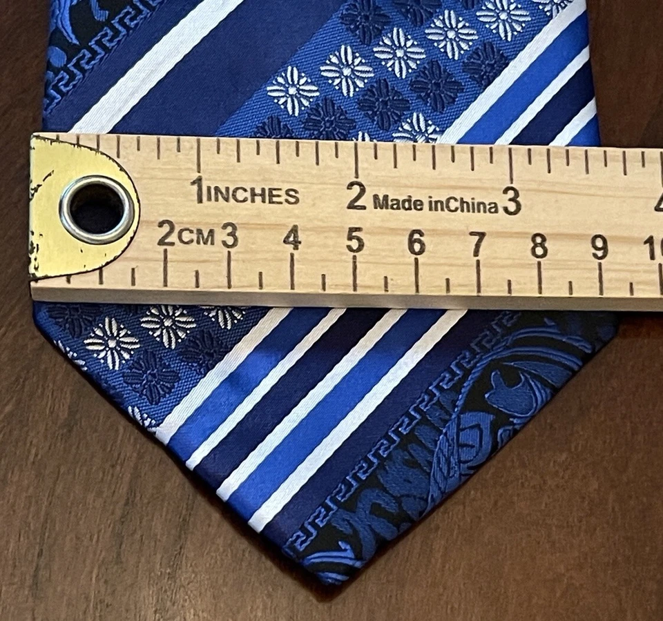 Gravata masculina Avanti Uomo azul feita à mão 100% poliéster feita na China - Imagem 4 de 4