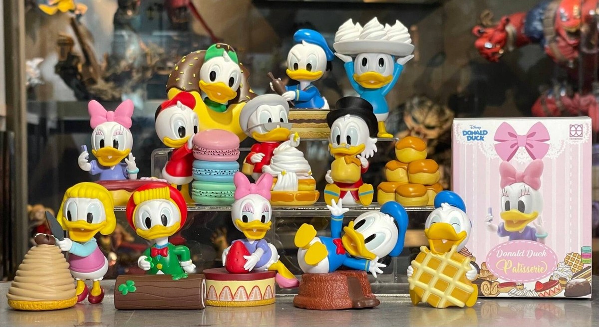Herocross Miniatures Disney Donald Duck Patisserie Collectible