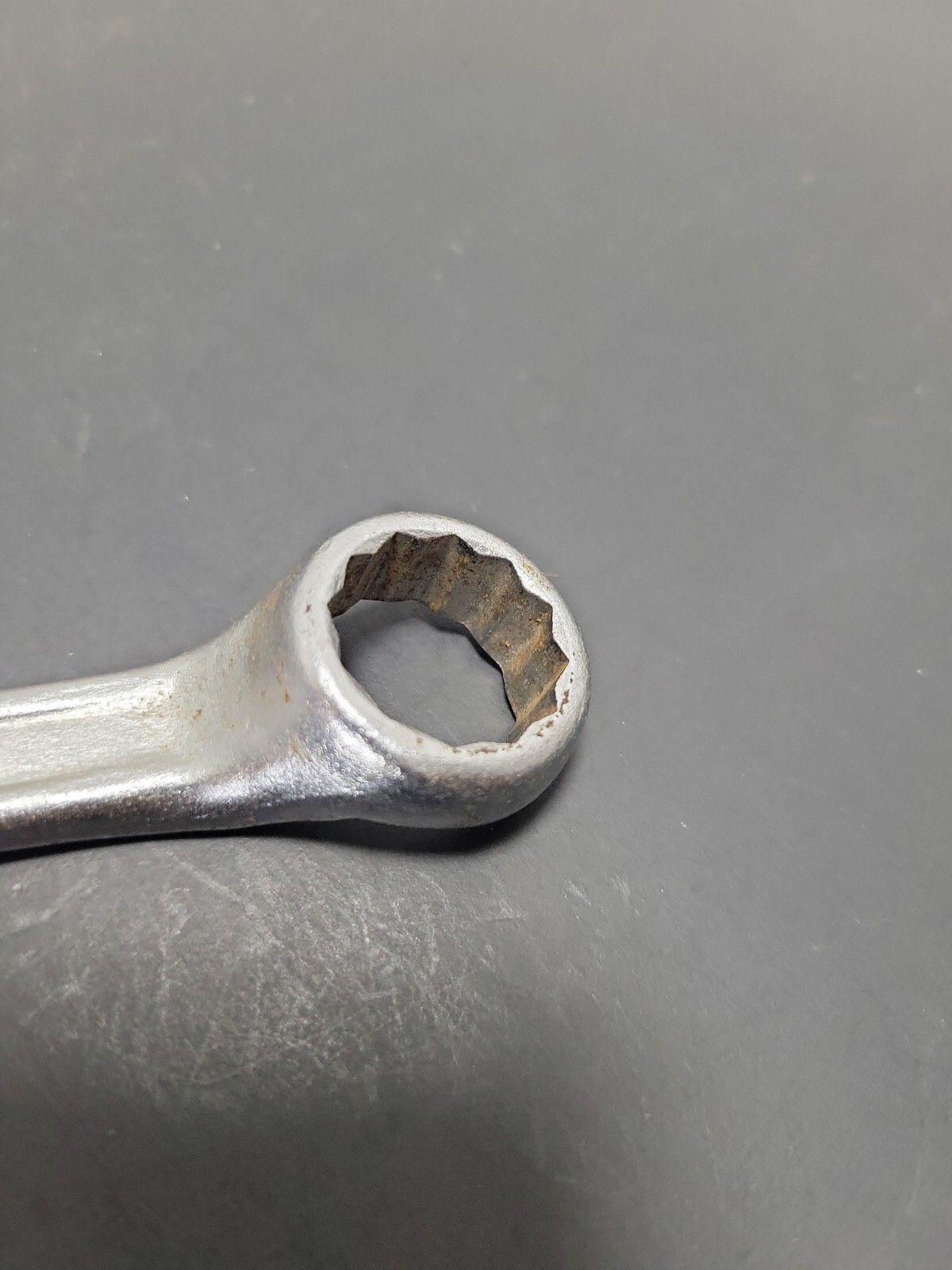 Everest 3/4" x 25/32" Offset Box End Wrench 12 Point SAE No.121 