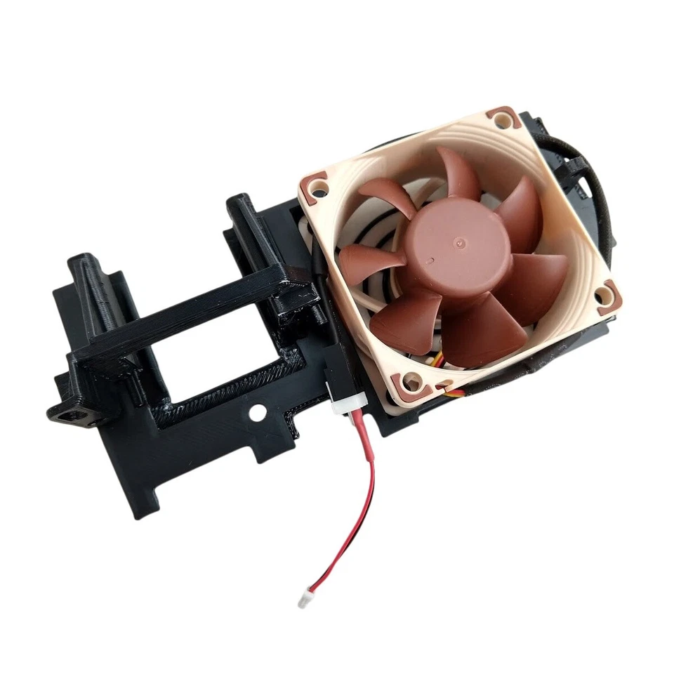 Modificación de actualización de ventilador Fat Noctua PlayStation 2 (SCPH-30000 y 50000) PS2 Mod Foto 4 de 4