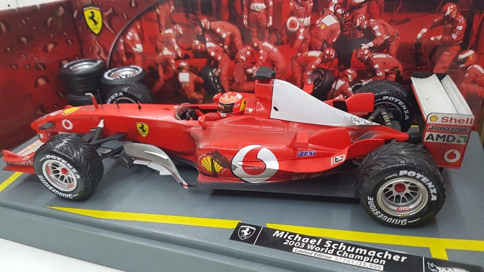 Hotwheels Racing Ferrari F2003GA Michael Schumacher 2003 WC #6 B1026 1:18 F1 - Immagine 3 di 4