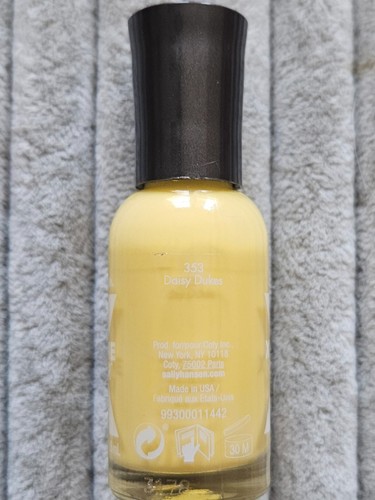 Sally Hansen Xtreme Wear Nail Polish - ( 353 Daisy Dukes / 0.4 fl oz ) - Picture 2 of 2
