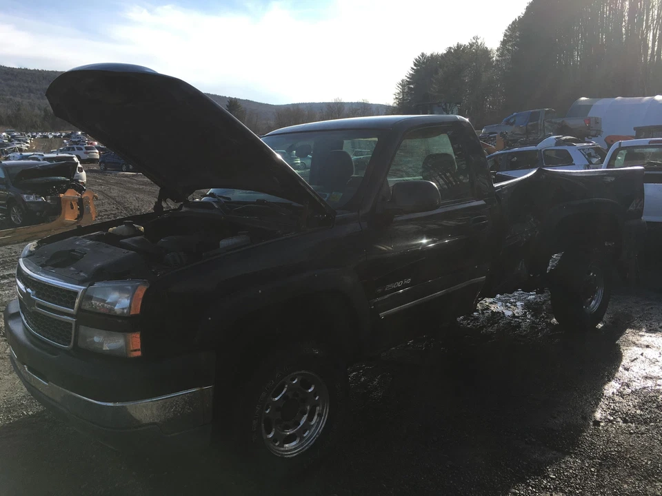 01 02 03 04 05 06 07 Chevrolet CHEVY SILVERADO 2500 Rear Axle Assy. - Imagem 2 de 4