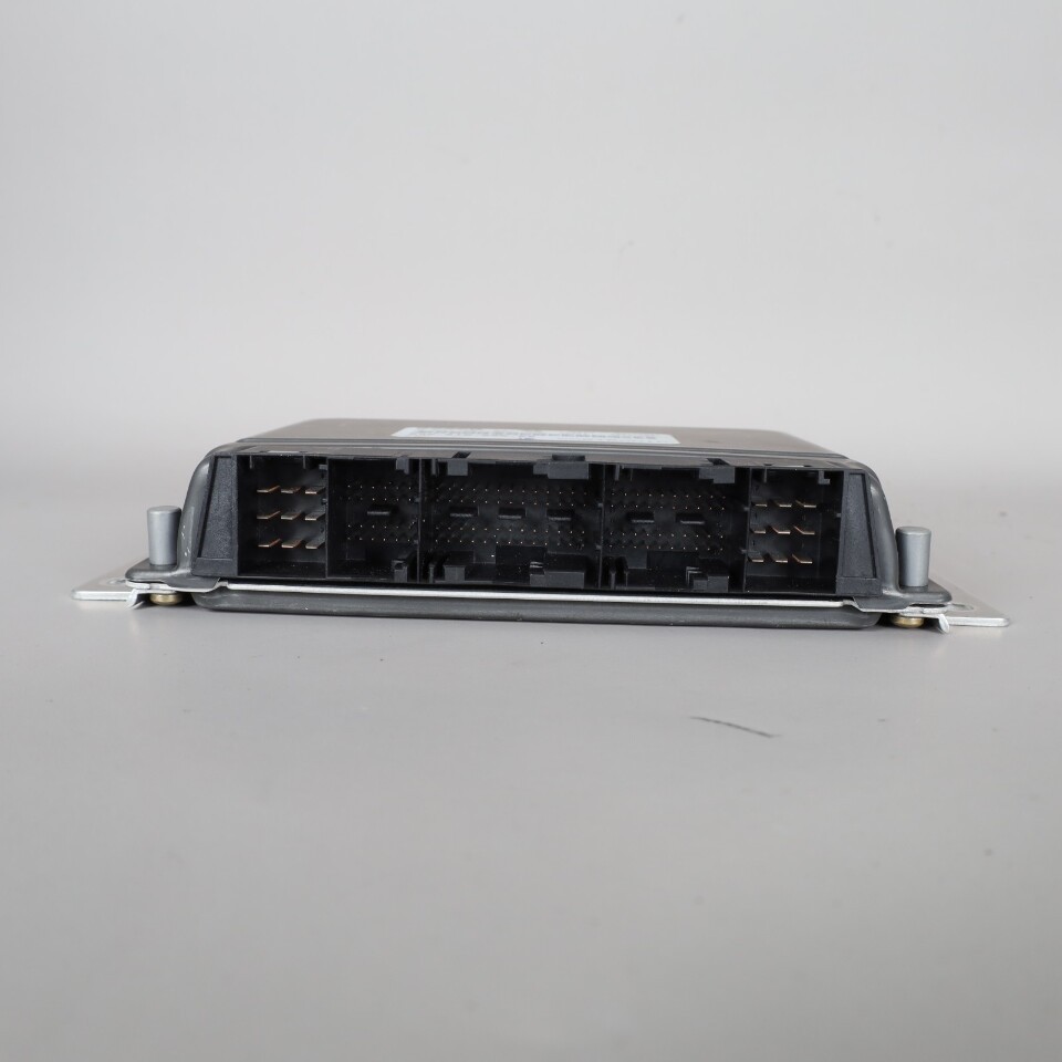 2000-2001 Porsche 911 Boxster Engine Computer ECU DME 99661860500 OEM Used