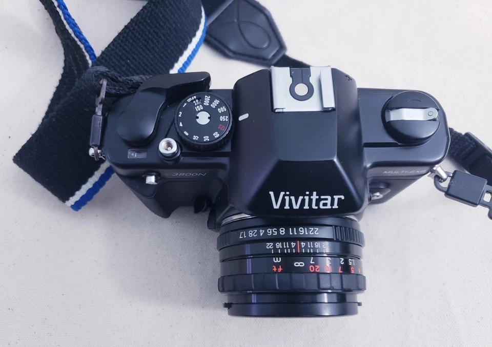 Vivitar V3800N 35mm Film camera with 50mm F 1.7 Lens - Vivitar Case - EXCELLENT  - Image 3 of 4