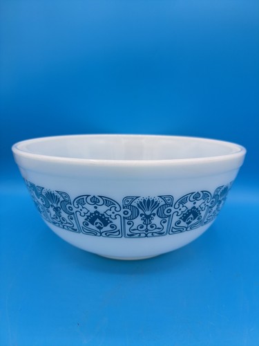 Vintage Pyrex Horizon Blue & White Nesting Mixing Bowl - Model 403 MCM ...