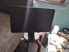 18.5-inch LCD PC Monitor with Power Cable