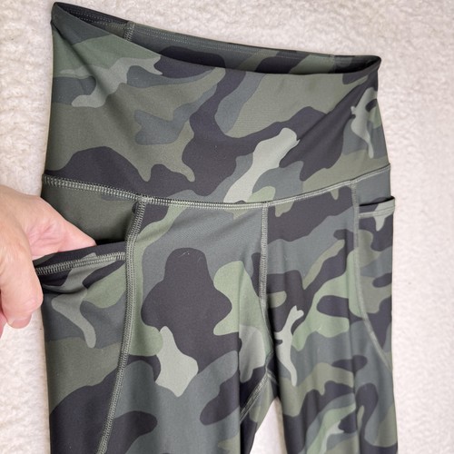 Old Navy Active Leggings Damen Medium Camo Capri hoher Bund Taschen Erhöhung - Bild 2 von 9