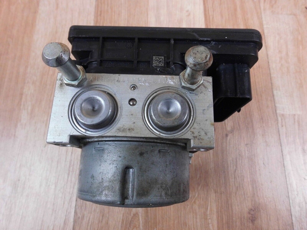 Mitsubishi Outlander III MK3 2015 pump ABS 4670B231 06.2109