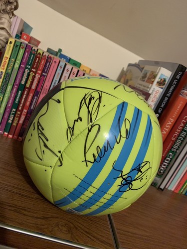 Brazil National Team Autographed Soccer Ball NEYMAR HULK DAVID LUIZ MARCELO MOUR - Picture 5 of 12