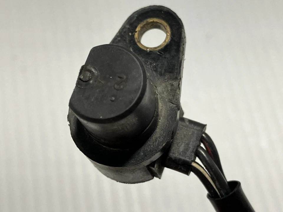 2001 Suzuki Gsxr 1300 Hayabusa Speed Sensor (Oem) - Image 4 of 4