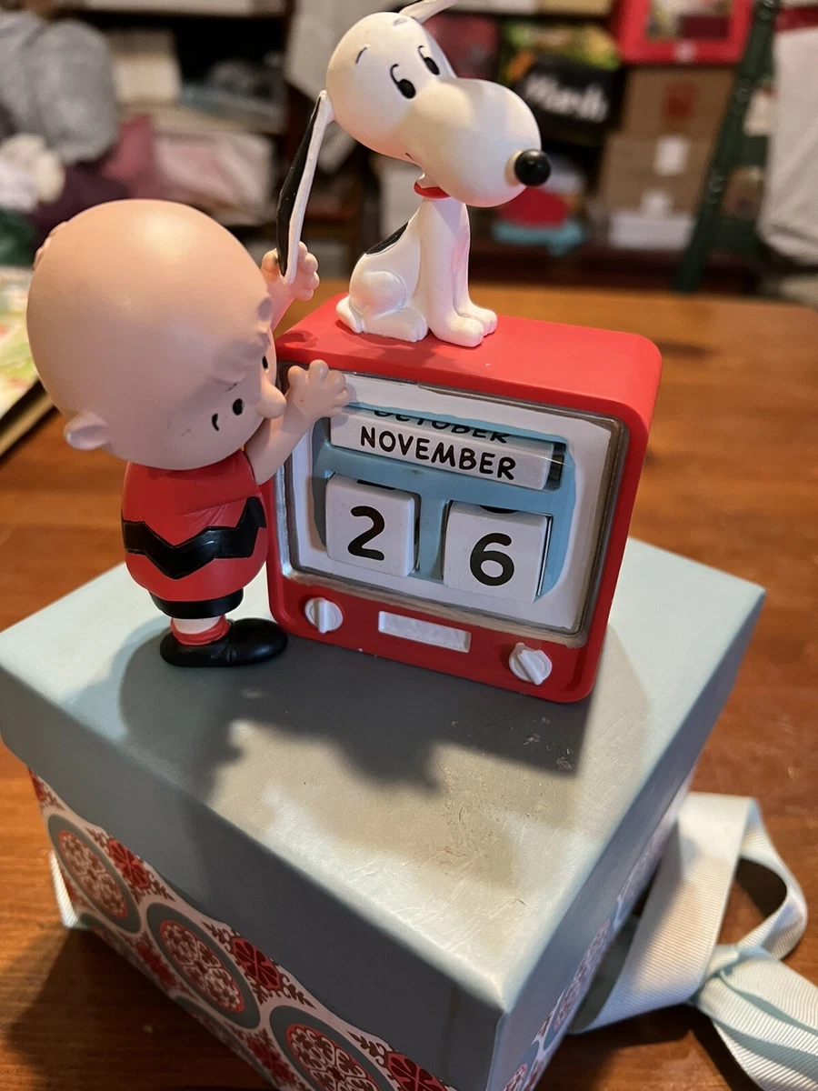 HALLMARK Peanuts Charlie Brown and Snoopy Retro TV Set Perpetual Calendar  NEW | eBay