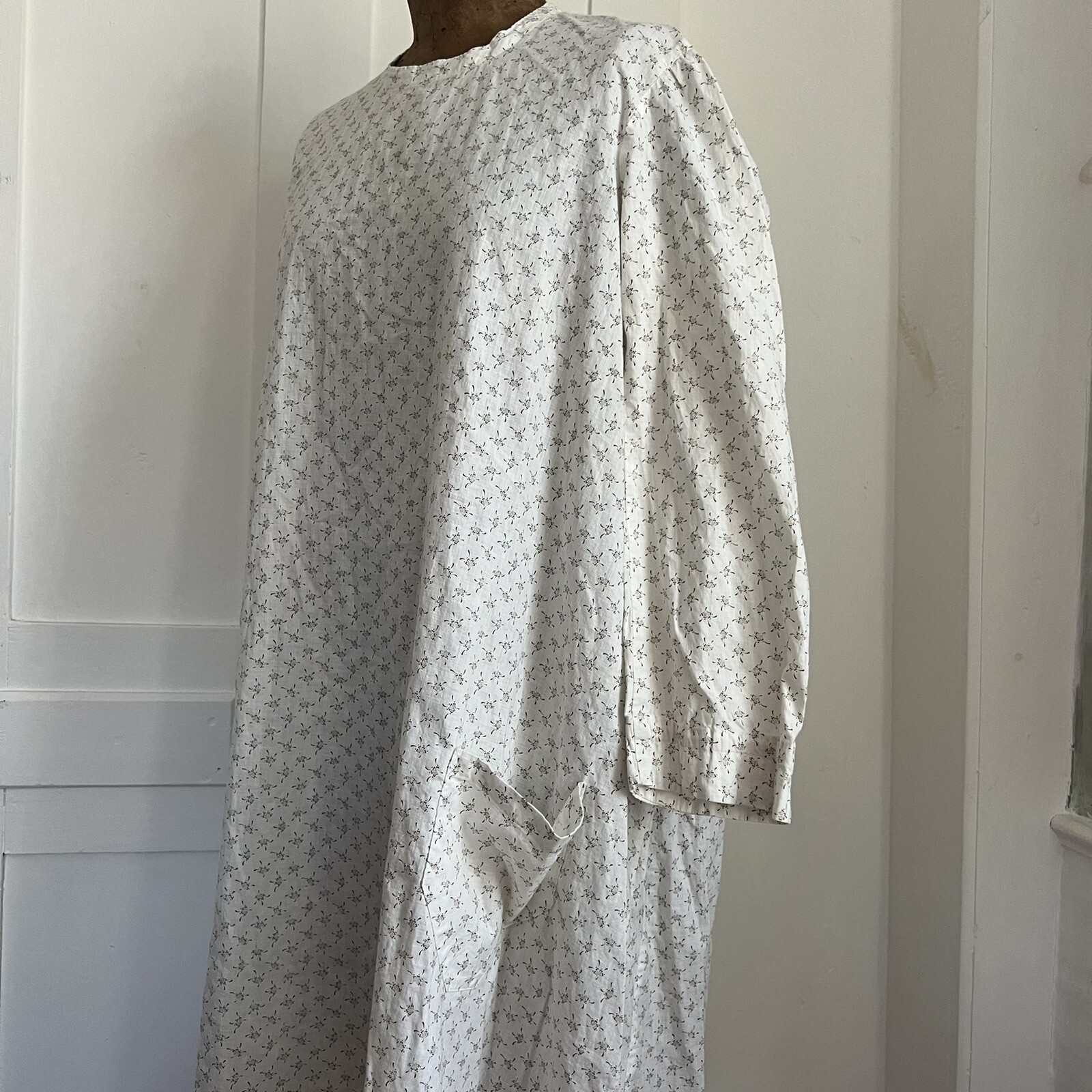 Antique Victorian  Floral Calico Print Dress Over… - image 9