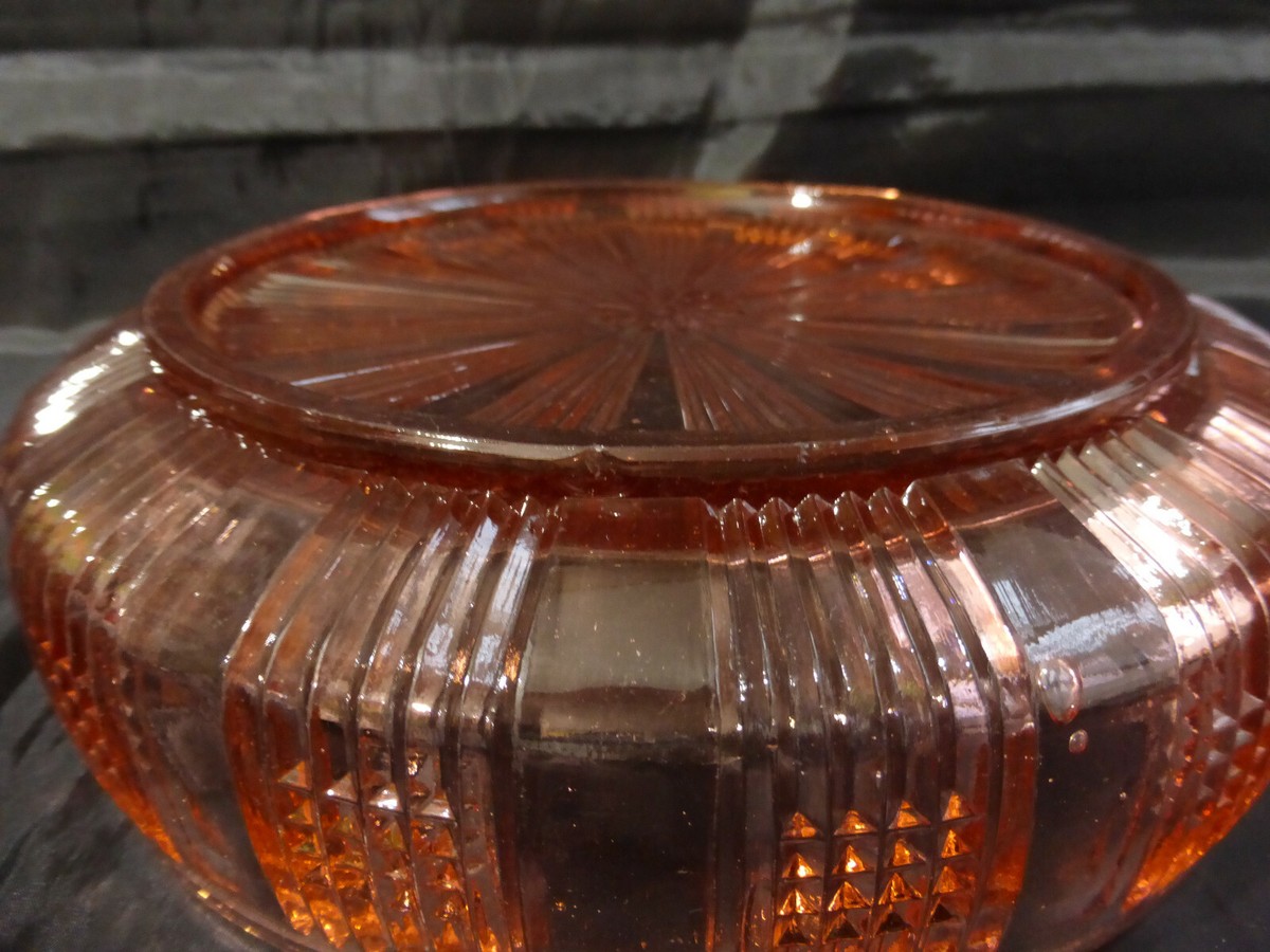 SALADIER A PIED RADIANT VERRE ROSE D20 CM - Yatout Home