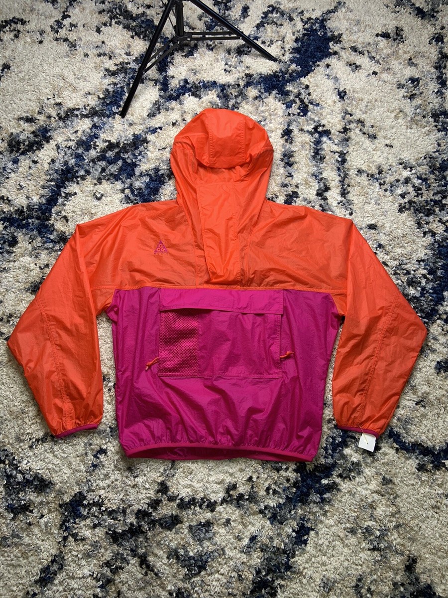 Men's Medium Nike ACG 1/2 Zip Hooded Pullover Windbreaker