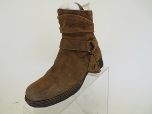 born cory tassel boot