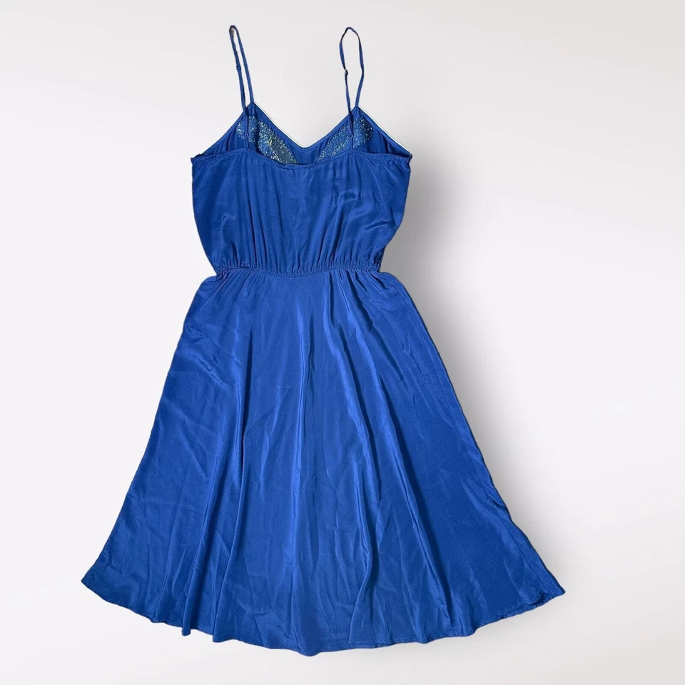 Vestido Beyond Vintage para Cooperativa Barney’s New York Seda Azul y Dorado Talla S Foto 4 de 4