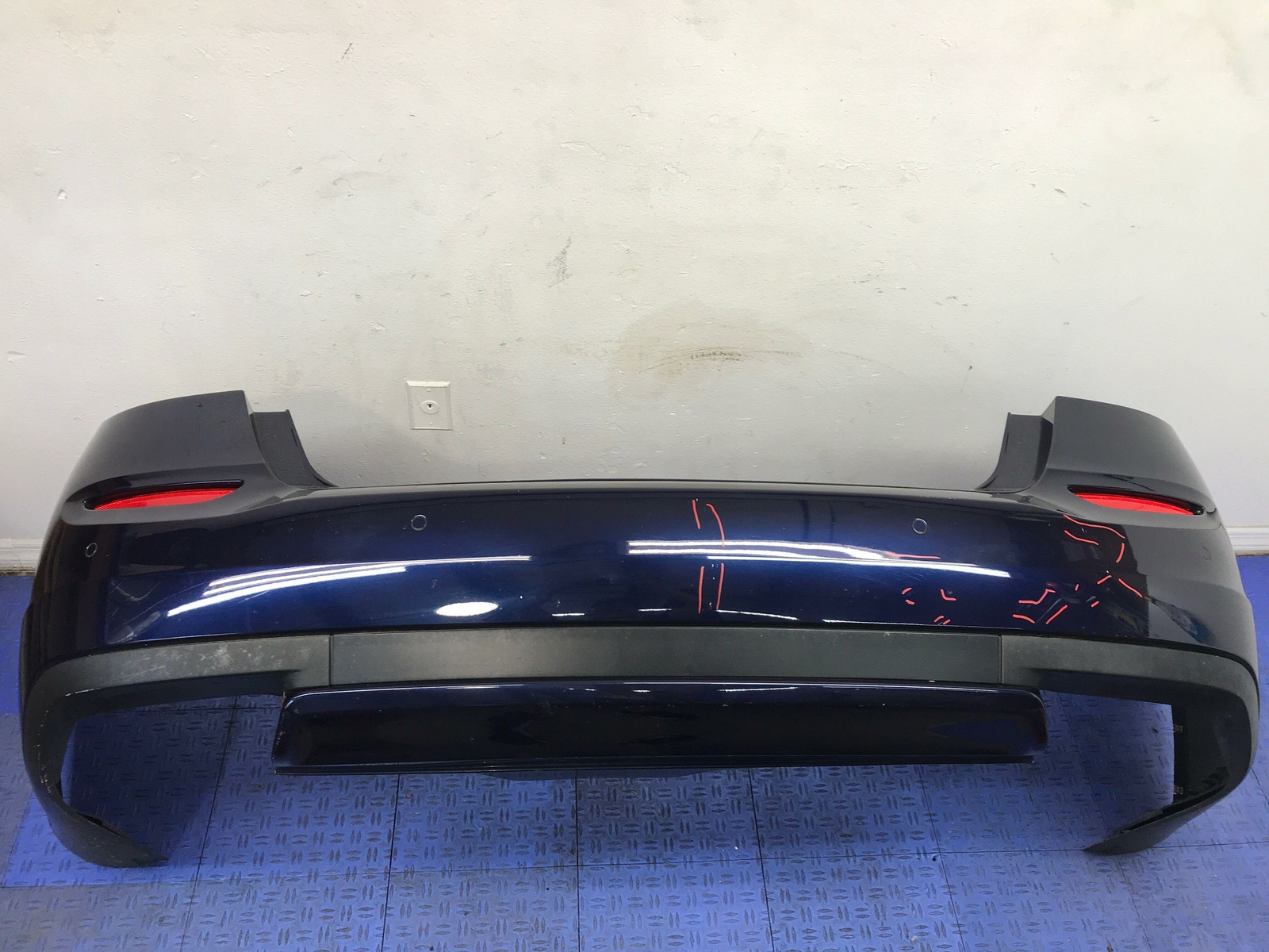 2014-2021 MASERATI QUATTROPORTE M156 SQ4 REAR BUMPER COVER W/PARK ASSIST OEM