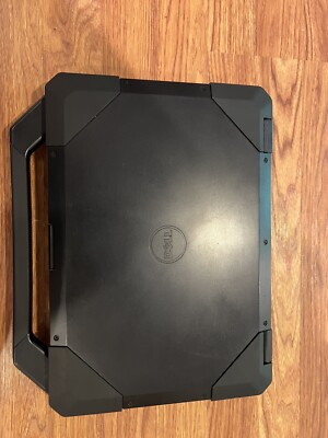 Dell latitude 14 rugged 5414 i7 8GB Ram 256GB SSD windows Installed