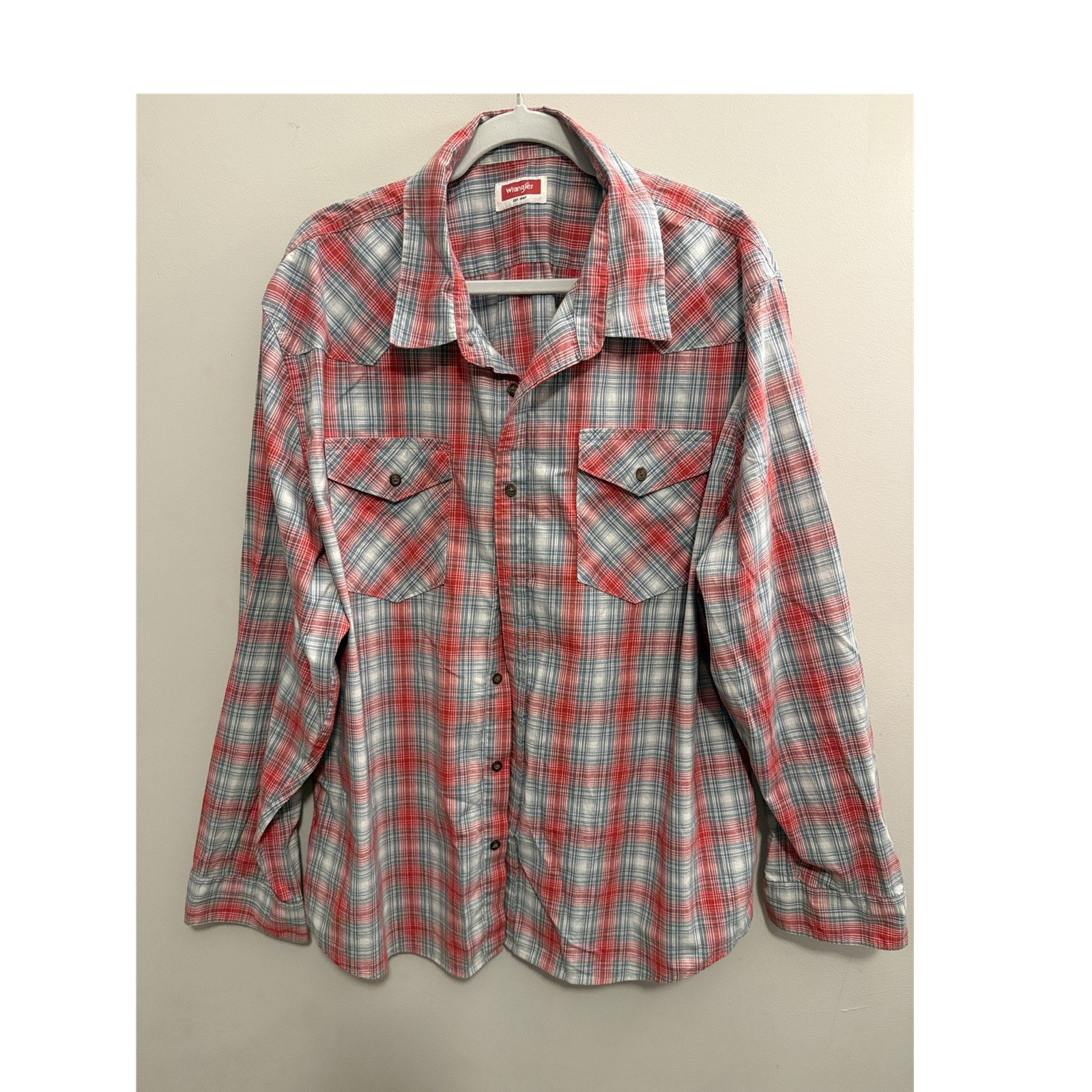 Wrangler Men's 2XL Plaid Button-Up Shirt Red Blue Long Sleeve Pockets