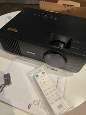 AH30ST 3000-Lumen Short Throw 1080P LED Golf Simulator Projector