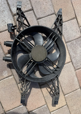 GM DELCO CHEVROLET SSR 2003-2006 RADIATOR COOLING FAN SUPPORT