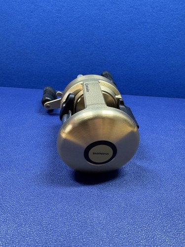 Shimano Catala 400 Round Baitcasting Reel gold ZG-P Malaysia Excellent - Picture 2 of 6