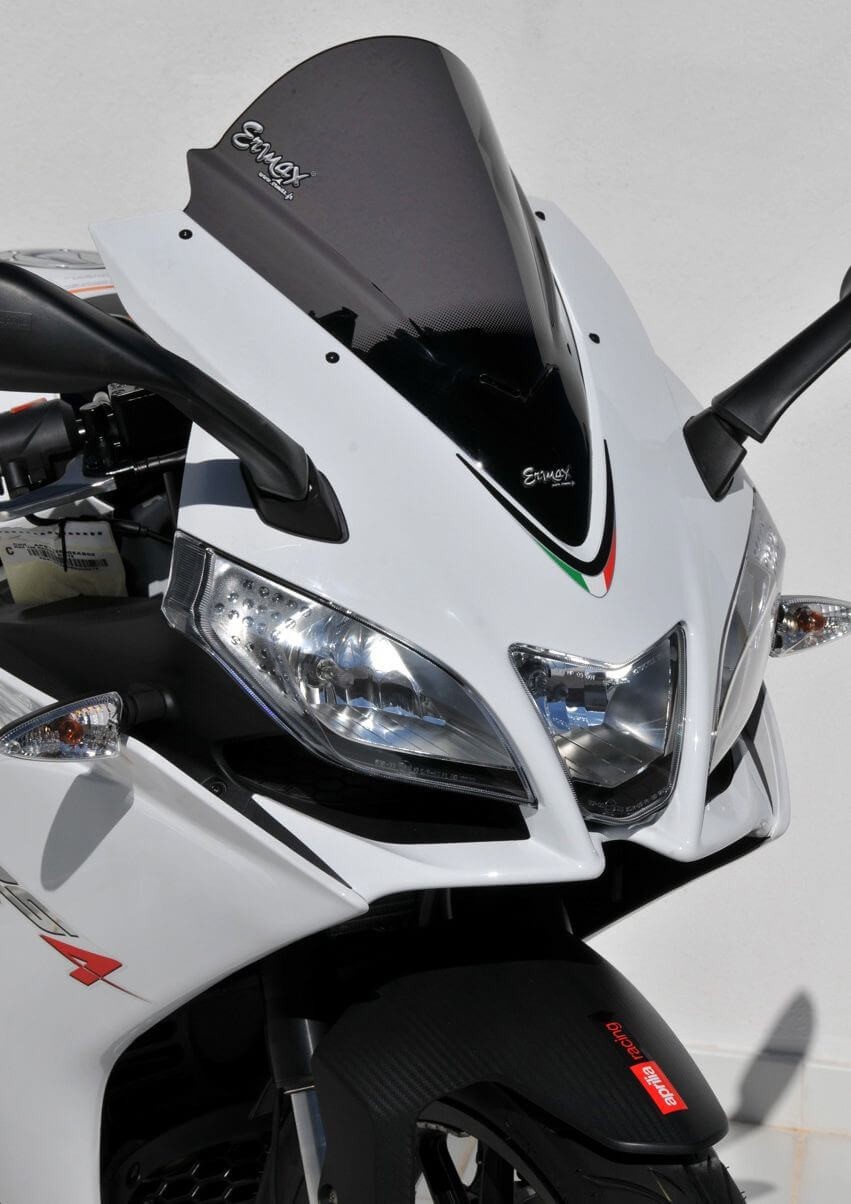 Bulle Aeromax Ermax noire claire Aprilia RS4 pour réduire les turbulences d'air