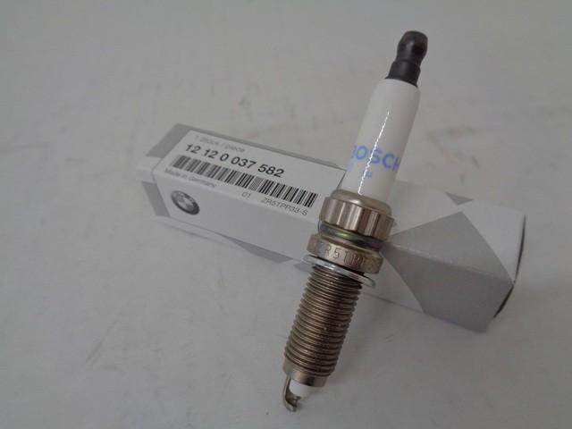 Genuine BMW Spark Plug 12-12-0-037-582