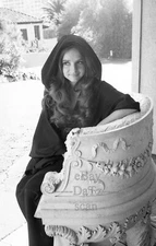 Doris Nieh negative-sexy pinup girl Susan Bernard-actress 1970 n321544    