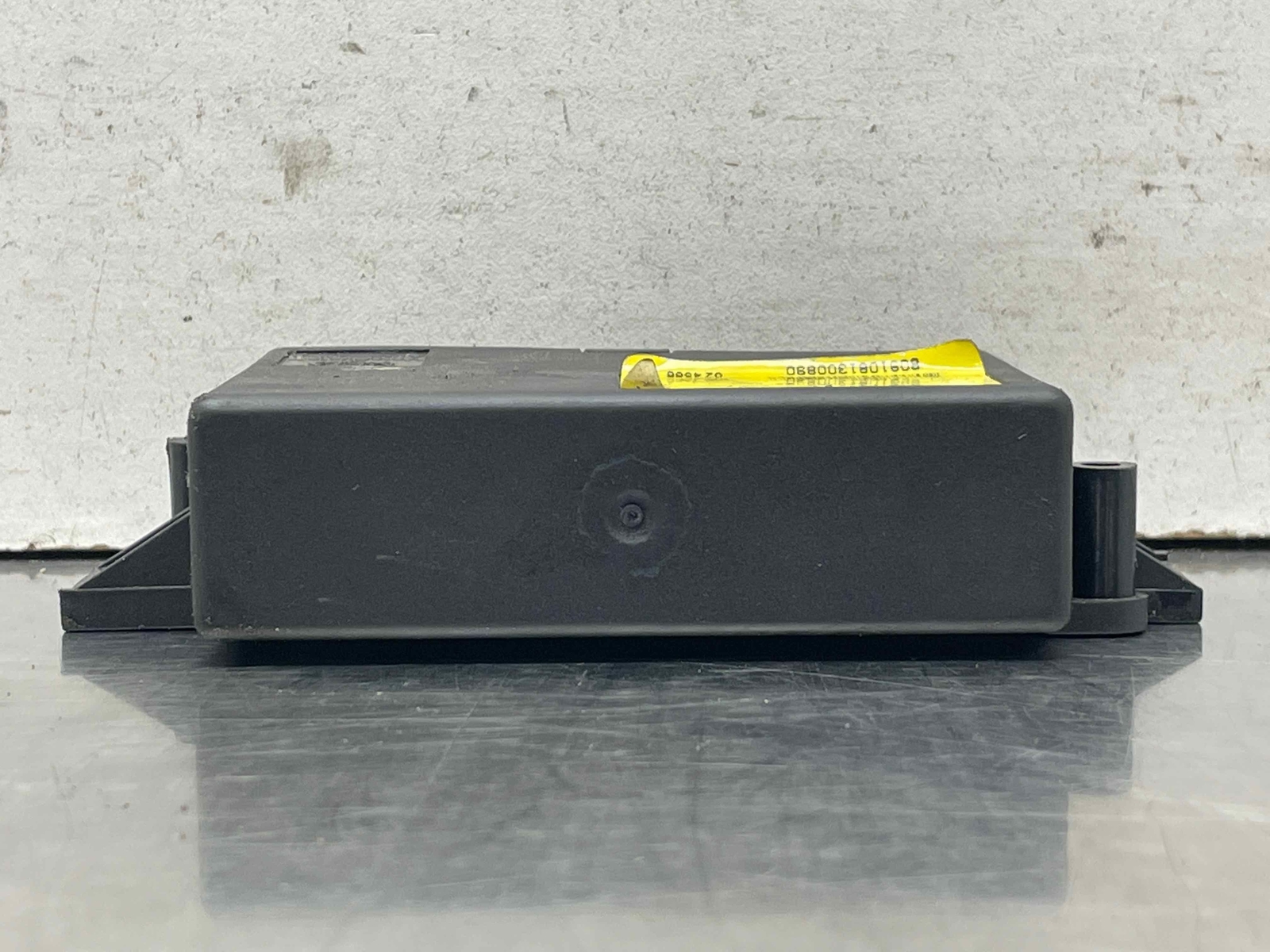 2009 Maserati Quattroporte OEM Park Assist Control Computer Module 251728 P697R