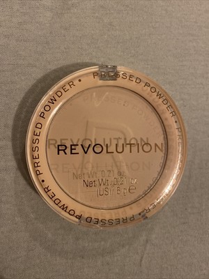 Revolution Pressed Powder Transculent