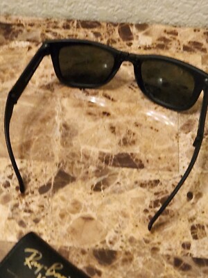 Vintage B&L Ray Ban Wayfarer Folding Sunglasses Bausch & Lomb w