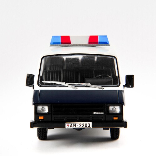 1/43 RAF-22038 Police Car Russian Raf Car Ambulance Model Vehicles Toy - Picture 5 of 7