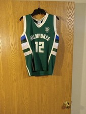 Park Antony Milwaukee Bucks Jabari Parker 12 SGA Jersey Youth Size 14-16