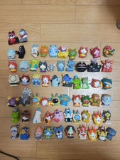 Lote 62 piezas de figuras de marioneta de dedo Yokai Watch Sofubi Jibanyan Komasan