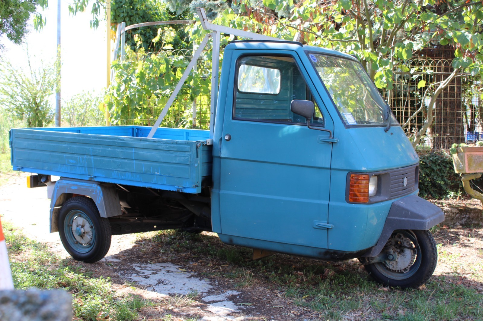 motocarro piaggio Ape 703TM foto 2