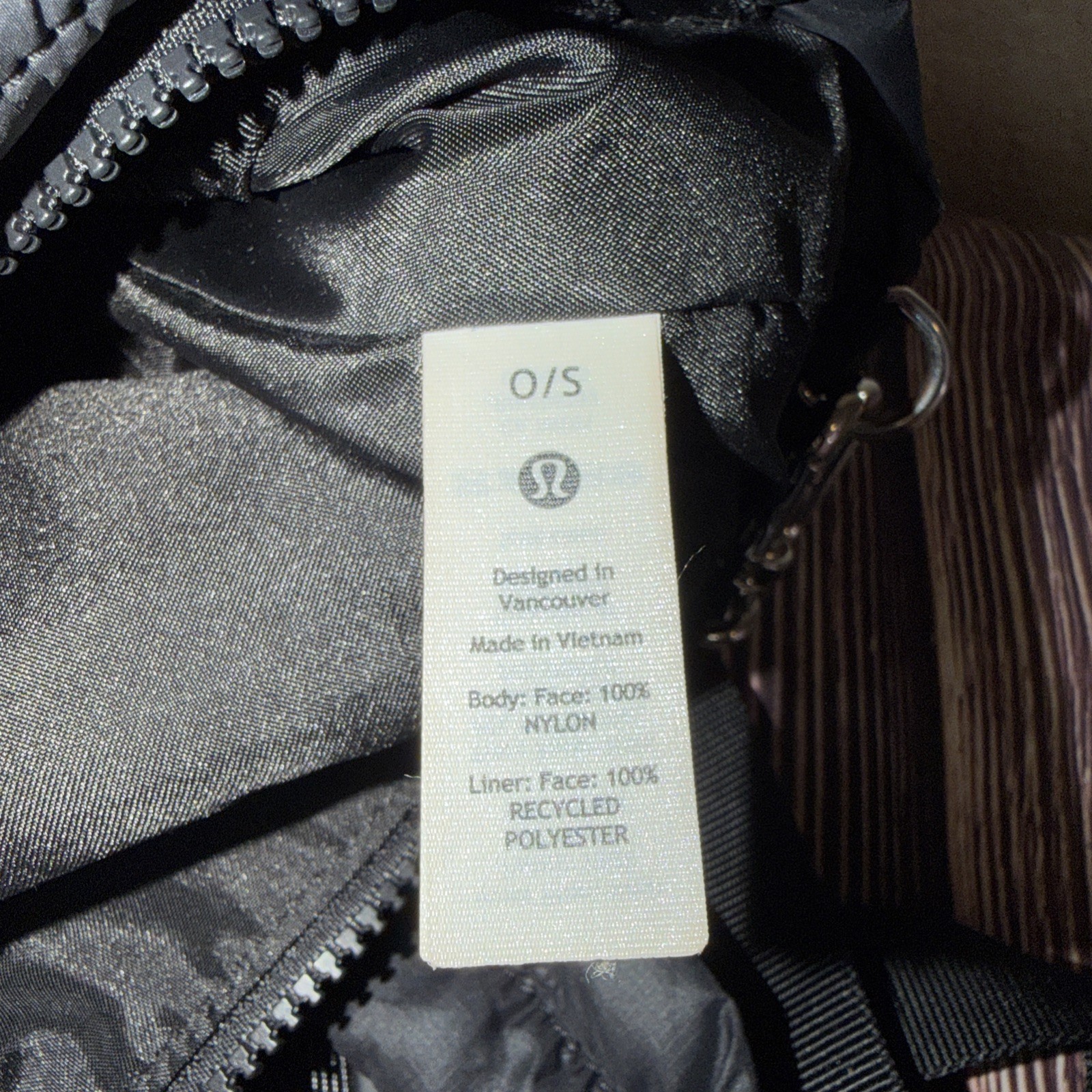 Lululemon Quilted Grid Solid Black Crossbody Bag … - image 13