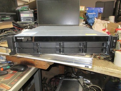 QNAP TS-873U-RP 8-Bays NAS UNIT WITH 8 HDD TRAYS -READ AD