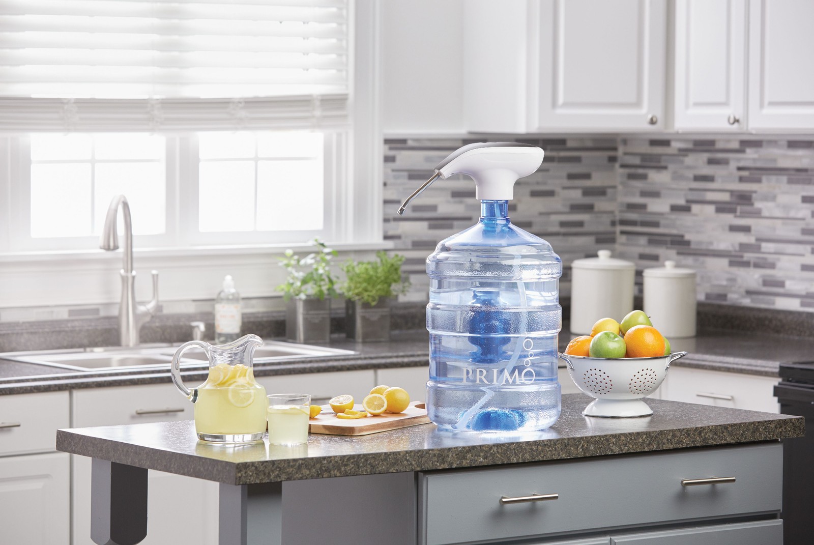 Primo® Water Portable Electronic Water Pump, White