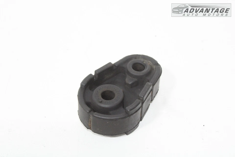 2013-2018 CADILLAC ATS REAR LEFT OR RIGHT INSULATOR EXHAUST SUPPORT HANGER OEM - Image 3 of 4