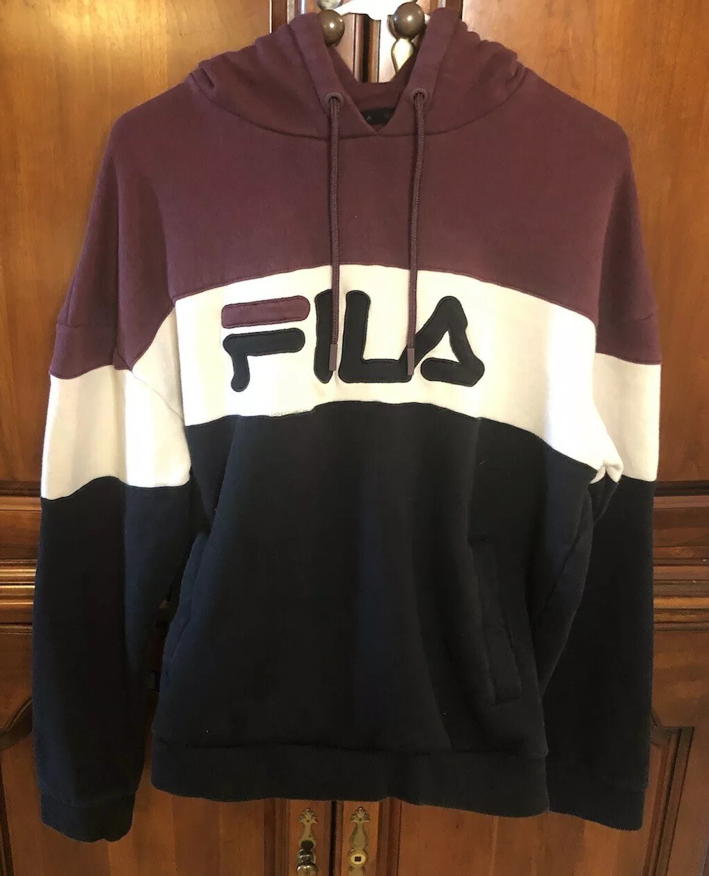 Felpa con cappuccio vintage FILA Spellout Colorblock media