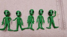 Green Alien UFO PVC  Wire Bendable Action Figure 3.45  Lot of 5