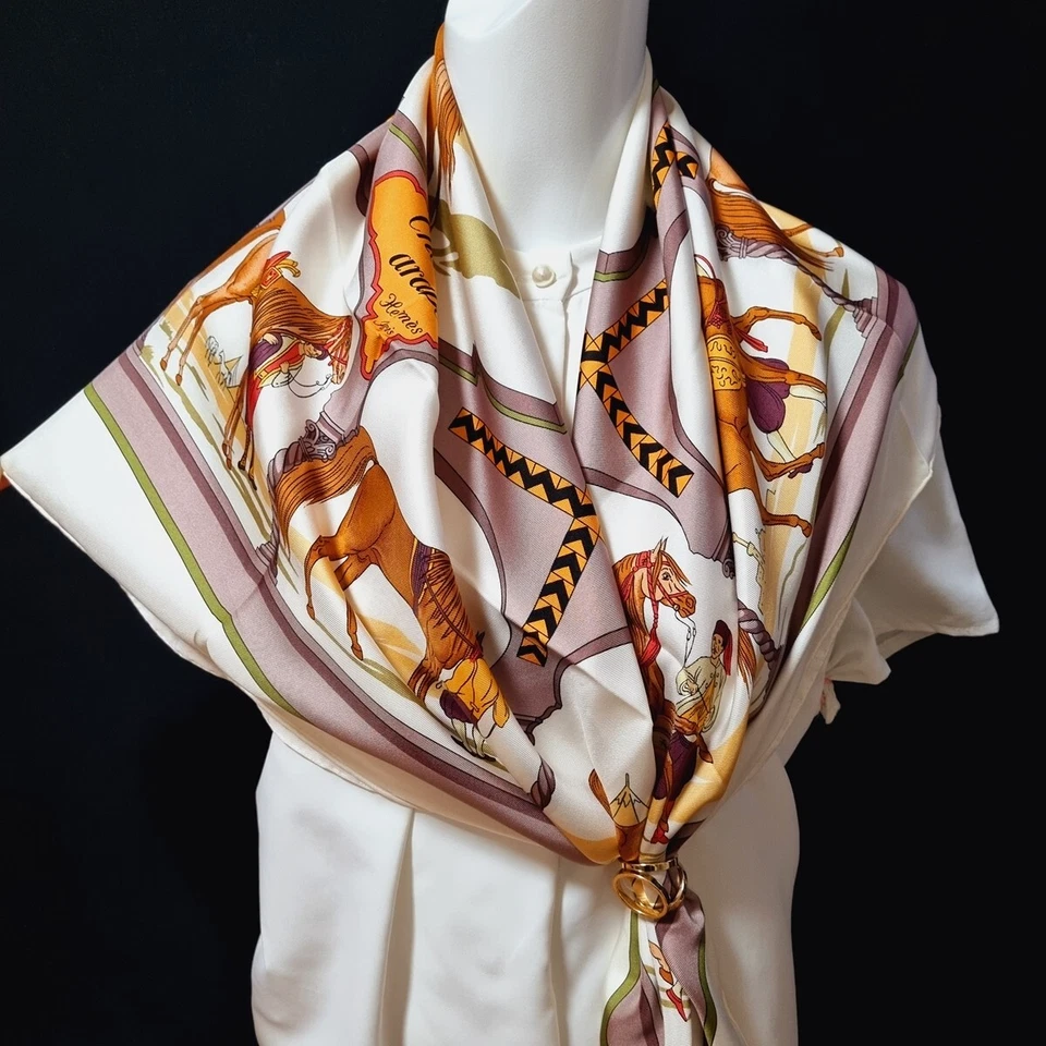 RARE VINTAGE HERMES Silk Scarf "Chevaux Arabes" Carre 90 Duty-free US - Image 2 of 4