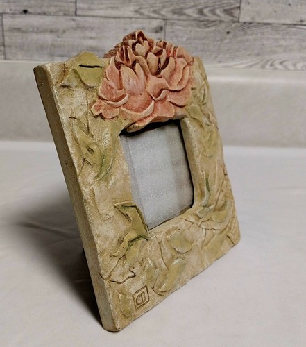 FETCO CERAMIC ROSE PHOTO FRAME TEXTURED PHOTO SIZE 2 1/2"X 2 1/3" FREE STANDING - Picture 8 of 12