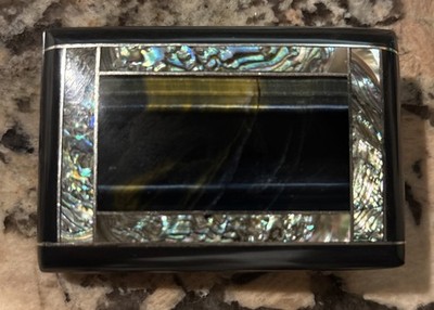Vintage Beautiful Abalone and Mother of Pearl Inlay Belt Buckle Silver, Onyx.