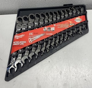 Milwaukee 144 Position Flex Head Ratcheting Combination Wrench Set 48 22 9413