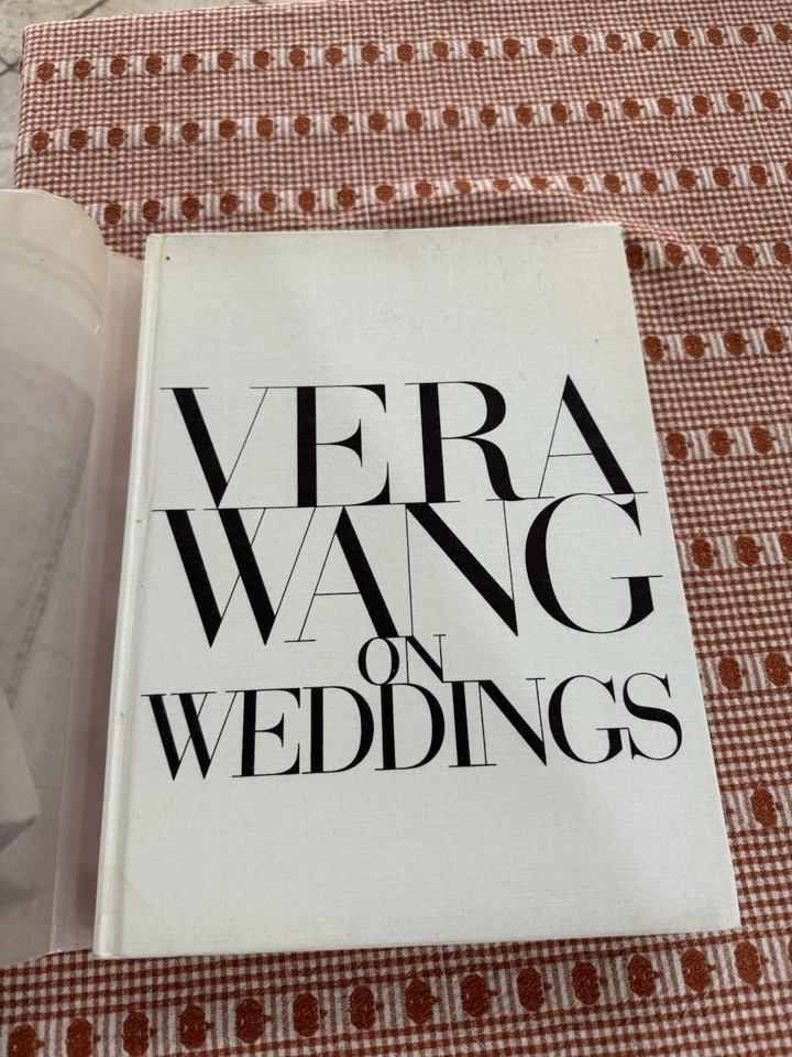 Vera Wang Wedding Book Hardcover Foto 2 de 3